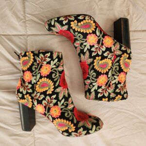 Sole Society Black Red Floral Embroidered Ankle Boots